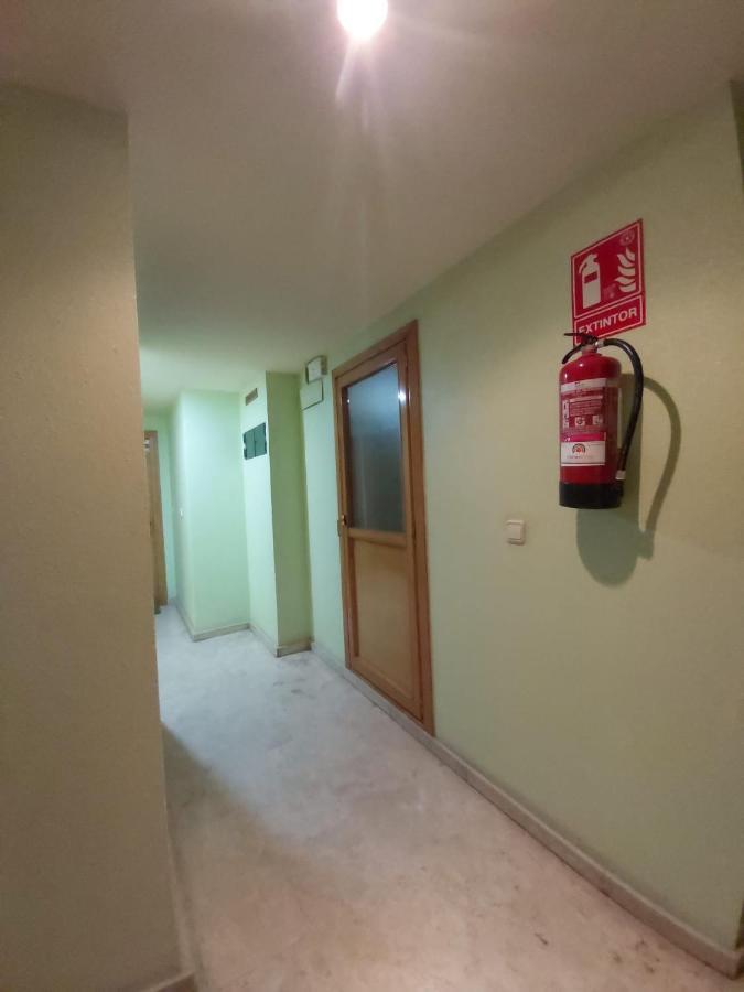 Ferienwohnung Apartamento Centrico "El Rubi Del Pilar" Saragossa Exterior foto