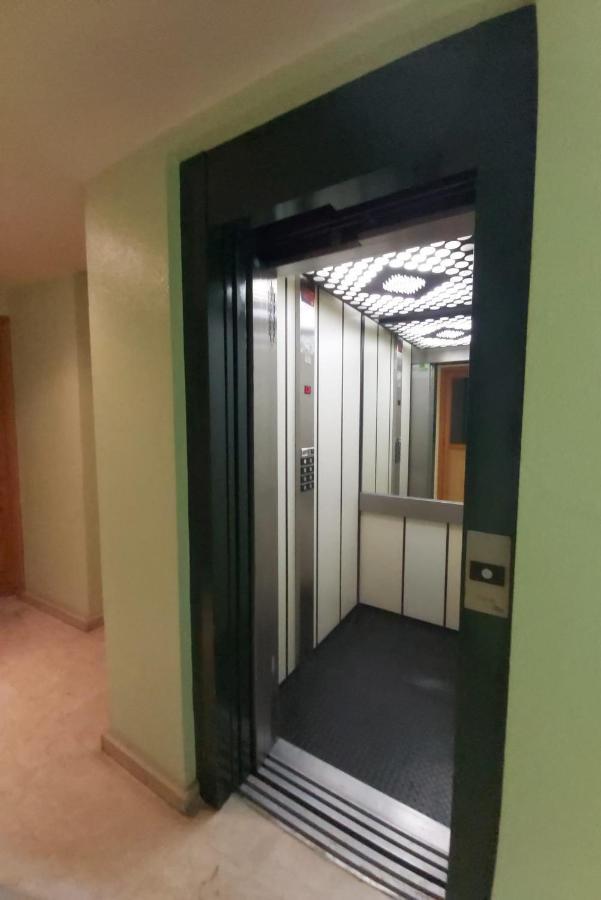 Ferienwohnung Apartamento Centrico "El Rubi Del Pilar" Saragossa Exterior foto