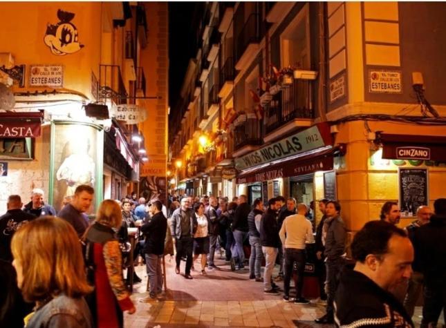 Ferienwohnung Apartamento Centrico "El Rubi Del Pilar" Saragossa Exterior foto